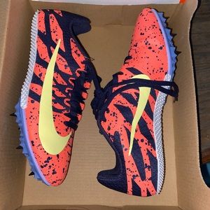 Nike Youth Track Spikes - NIB - size 5
